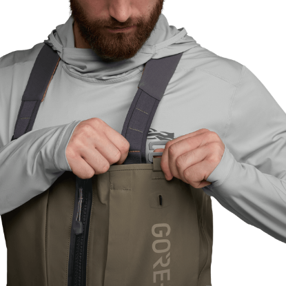 Picture of Sitka Fish - CrossCurrent Zip GTX Wader | Bark Brown